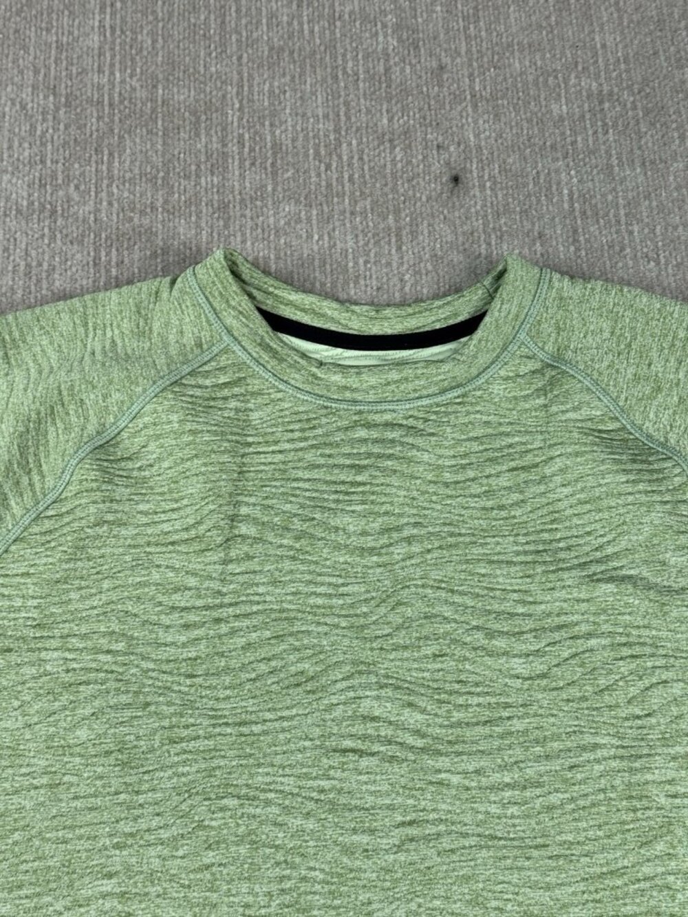 Nike Tour Dri-Fit Golf Men's Size Medium Crew Sweatshirt FD5835-386